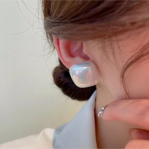 Pearl Cushion Studs 